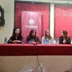 Charla-coloquio de mujeres taurinas en el Casino. 