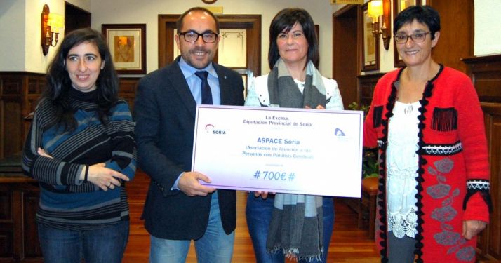 Laura de Diego, Luis Rey, Milagros Pérez y Pilar Delgado. /Dip.