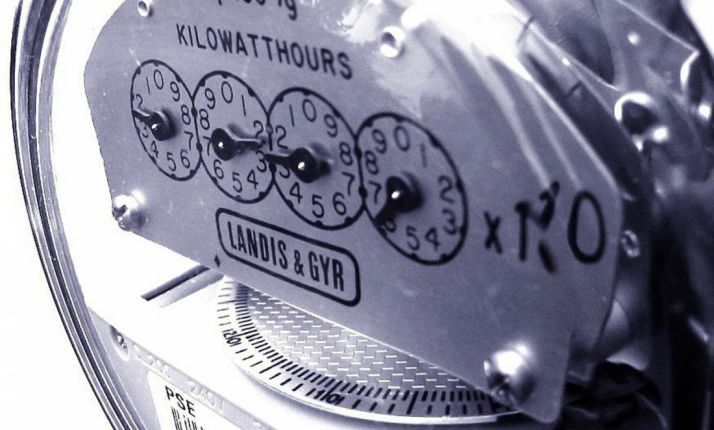 El recibo de la luz ha subido más de 10 euros en los últimos cuatro meses, según Facua