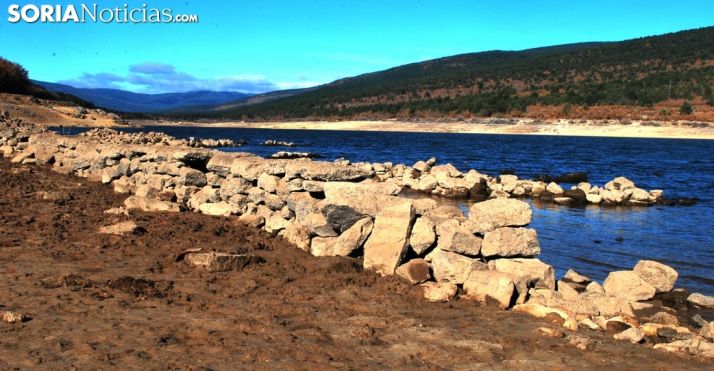 Imagen del pantano en las ruidas de La Muedra. /SN