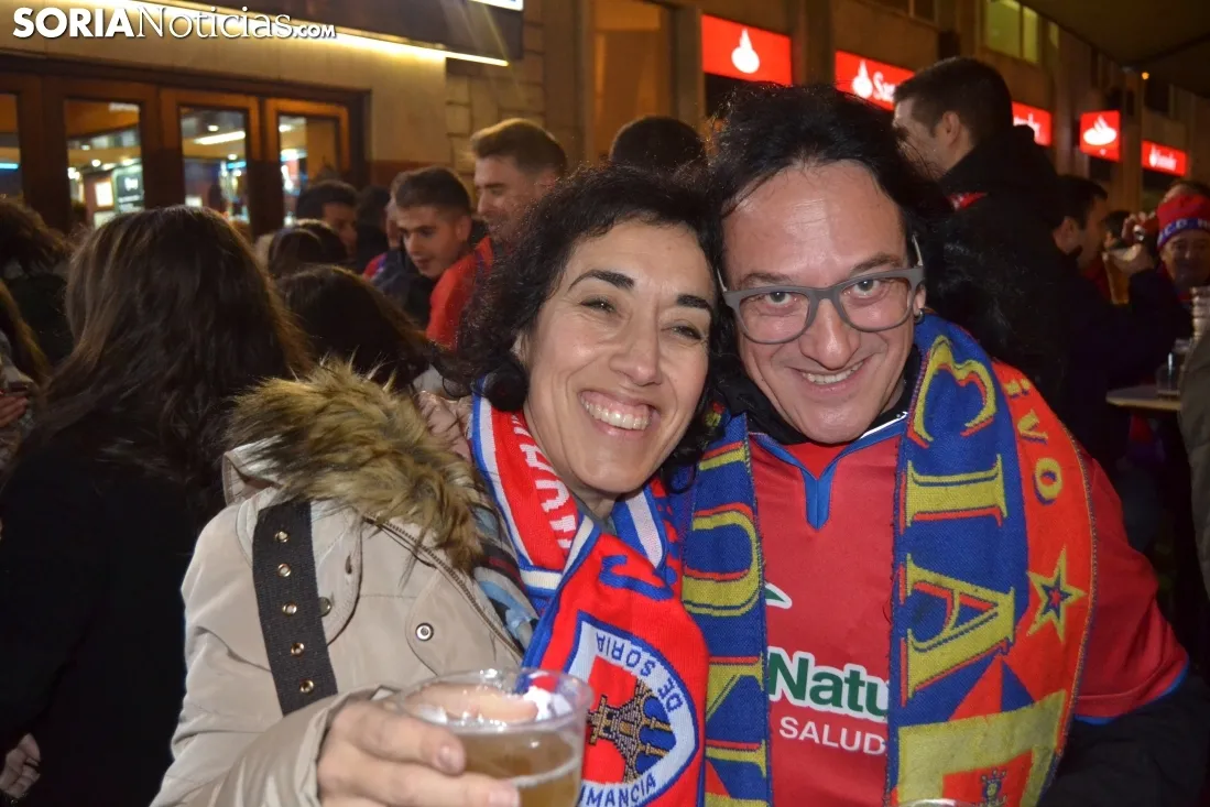 Aficionados rojillos en Madrid. SN