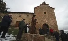 Foto 4 - GALER&Iacute;A. Valdege&ntilde;a inaugura su 'homenaje' a la boina