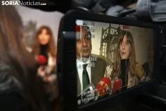 Recogida de los materiales expuestos este lunes. /SN