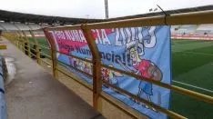 La peña Numancia 2003 presente en el Reino de León.
