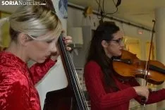 Las hermanas Asensio López durante 'Corcheas de Sutura' 2017.