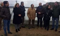 De Gregorio (izda.) en la visita esta mañana. /Subdeleg.