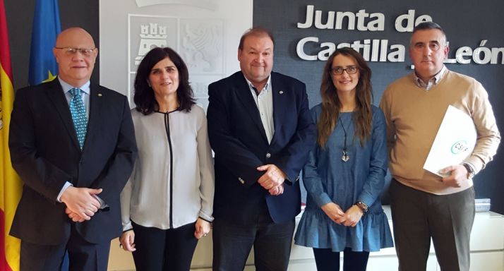 Representantes de CSIF antes la reunión de la comisión de seguimiento del Acuerdo Marco.