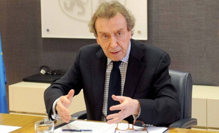 De Santiago-Juárez, vicepresidente de la Junta.