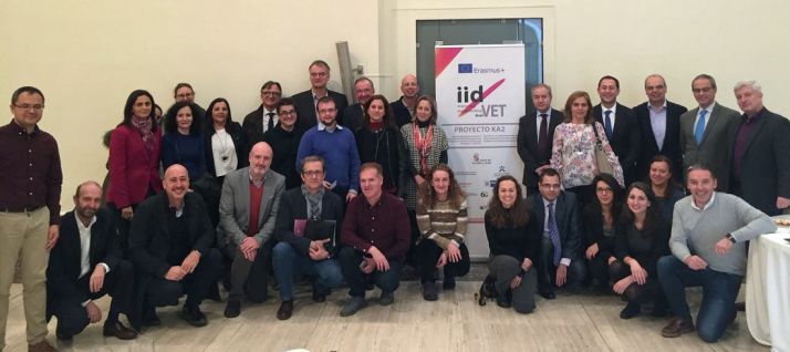 Parricipantes en el primer encuentro transnacional de socios del proyecto. /Jta.