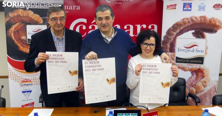 Moreno (izda.), Santamaría y Martínez este viernes en la presentación del certamen. /SN