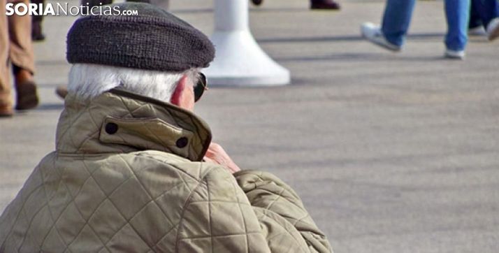 Un jubilado soriano en la capital. /SN