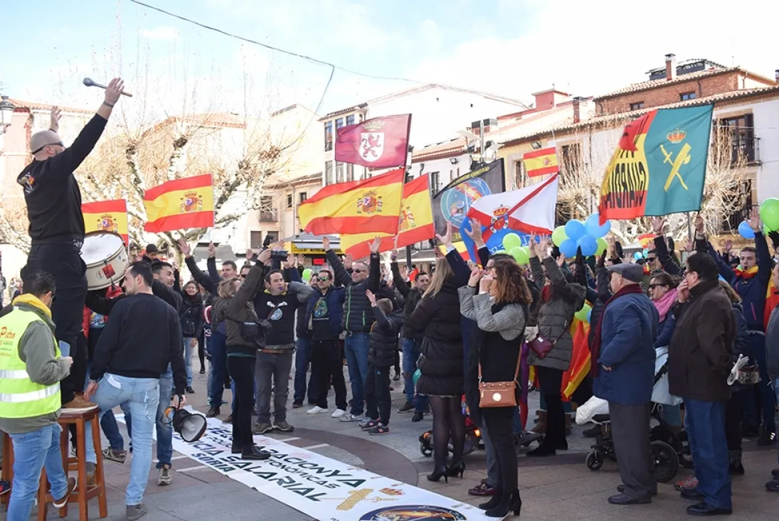 Foto 9 - Setecientas personas reclaman en Soria la equiparaci&oacute;n salarial de polic&iacute;as y guardias civiles