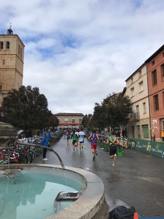 Imágenes de la competición de duatlón de Berlanga. /FedeTriatlonCyl