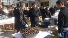 Matanza del cerdo al aire libre en San Leonardo