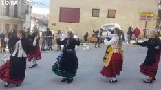 Matanza del cerdo al aire libre en San Leonardo