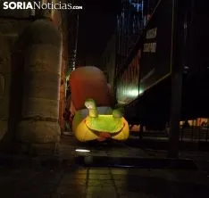 Las inmediaciones del palacio de La Audiencia esta tarde-noche. /SN