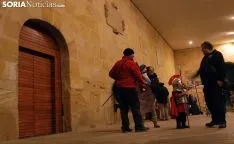 Las inmediaciones del palacio de La Audiencia esta tarde-noche. /SN