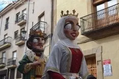 Desfile de Cabezudos en el Viernes de Carnaval soriano.