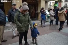 Desfile de Cabezudos en el Viernes de Carnaval soriano.