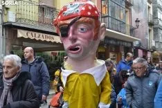Desfile de Cabezudos en el Viernes de Carnaval soriano.