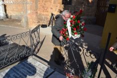 Homenaje a Antonio Machado y Odón Alonso en el Cementerio de Soria.