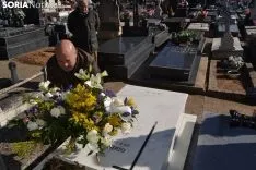 Homenaje a Antonio Machado y Odón Alonso en el Cementerio de Soria.