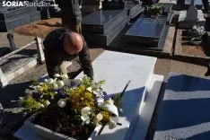 Homenaje a Antonio Machado y Odón Alonso en el Cementerio de Soria.