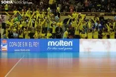 La grada soriana animó sin cesar al Río Duero en el Pabellón Los Pajaritos. Bernat Díez. 
