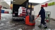 Foto 4 - 2.000 kilos de solidaridad soriana para los campamentos del S&aacute;hara