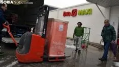 Foto 3 - 2.000 kilos de solidaridad soriana para los campamentos del S&aacute;hara