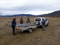 trabajos comunitarios en Hinojosa de la Sierra.
