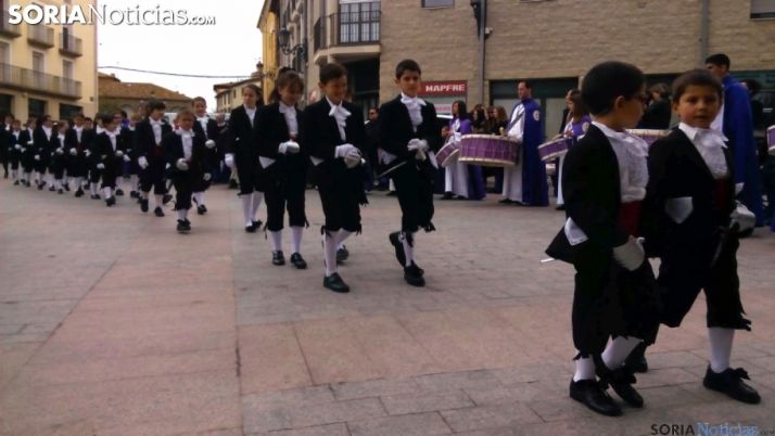 Alumbrantes de la Vera Cruz en la Semana Santa de Ágreda. /SN