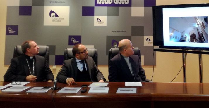 Martínez (izda.), Rey y Ramírez este viernes en el Palacio Provincial. /Dip.