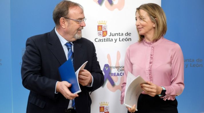 Fernando Rey y Alicia García este viernes en la presentación de la guía. 