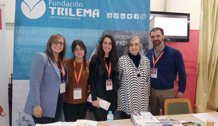 El equipo directivo con Carmen Pellicer, fundadora de Trilema.