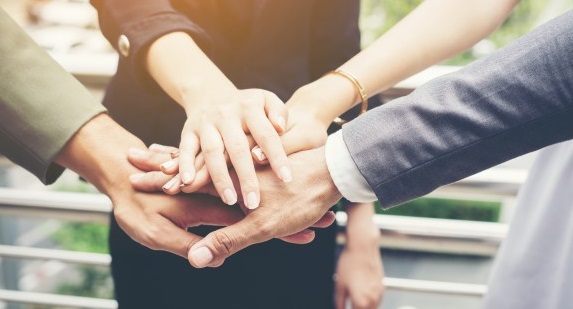 Alicia García anuncia una nueva Ley del Voluntariado