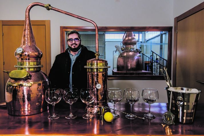 José María Muñoz dice que tiene al receta para preparar uno de los mejores gin-tonic del mundo.