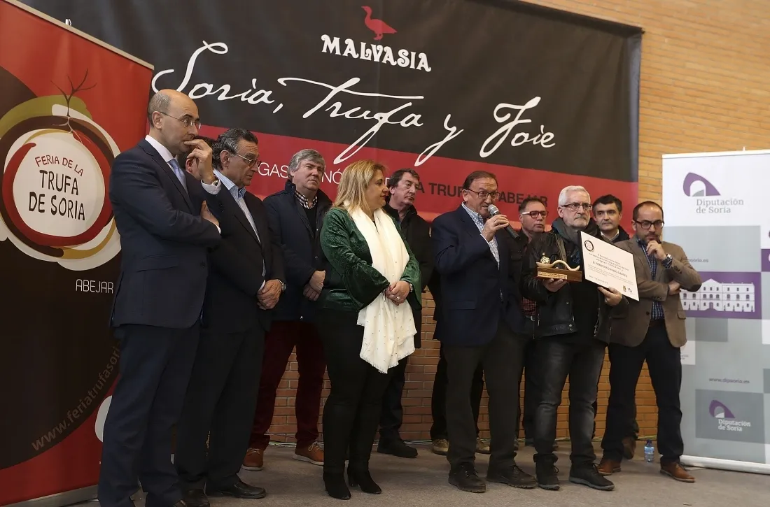 Foto 7 - El empresario Francisco Rubio recibe la Trufa de Oro en la Feria de Abejar con m&aacute;s proyecci&oacute;n internacional
