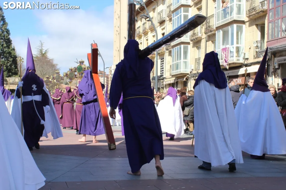 Procesión de la Cofradía de las Siete Palabras de Jesús en la Cruz. Soria Noticias. 