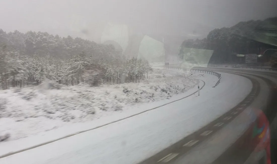 Aspecto del puerto de Mojón Pardo esta mañana. /Sandoval