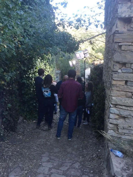 El equipo de Contubernio durante una de las jornadas de grabación en Valdelavilla.