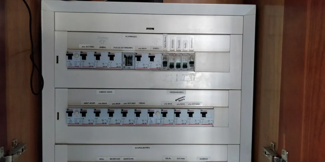 Foto 2 - AMPLIACI&Oacute;N: Restablecido el suministro de luz en la capital
