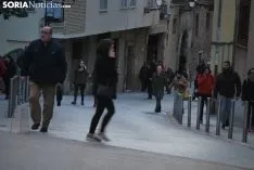 Una imagen del Vía Crucis de este Lunes Santo. /SN
