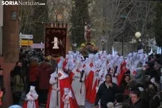 Una imagen del Vía Crucis de este Lunes Santo. /SN