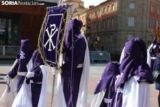 Procesión de la Cofradía de las Siete Palabras de Jesús en la Cruz. Soria Noticias. 