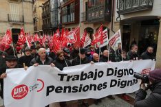 Foto 6 - Un millar de personas exigen en Soria unas pensiones 'dignas'