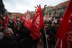 Foto 5 - Un millar de personas exigen en Soria unas pensiones 'dignas'