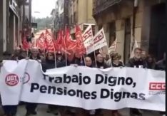 Foto 10 - Un millar de personas exigen en Soria unas pensiones 'dignas'