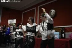 Desfile de Tocados y Trajes de Baile Míticos de Ande 2018.