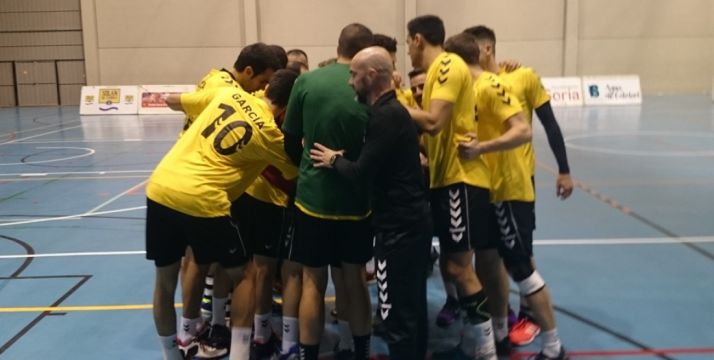 El BM Soria, con Dani Bandrés al frente, en el Polideportivo San Andrés.